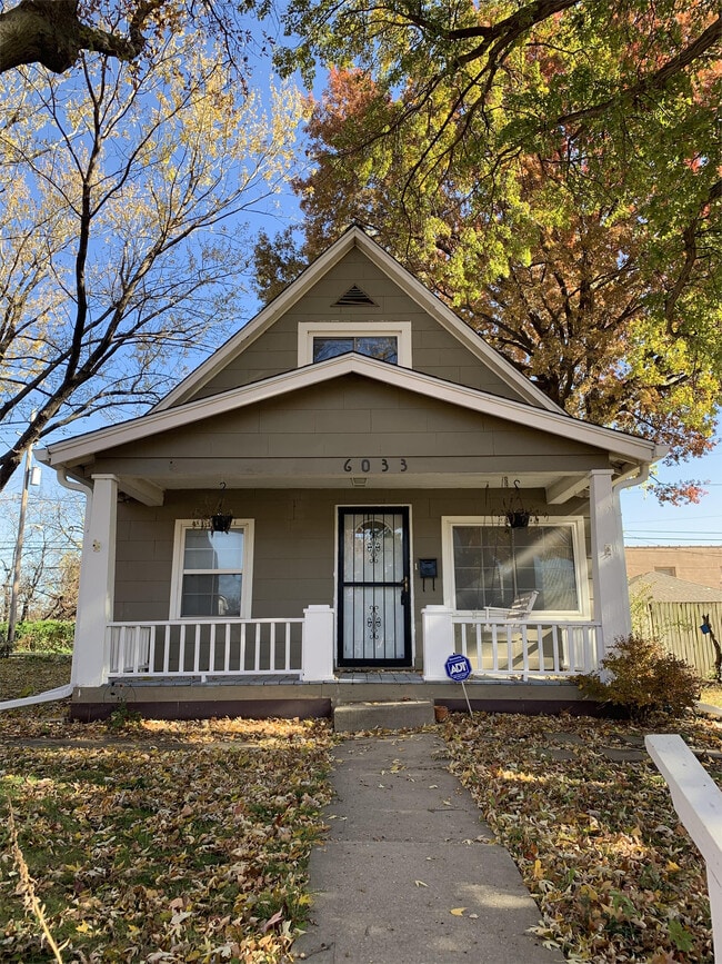 6033 Harrison St in Kansas City, MO - Building Photo - Building Photo