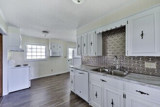 9934 TN-22 in Dresden, TN - Building Photo - Building Photo