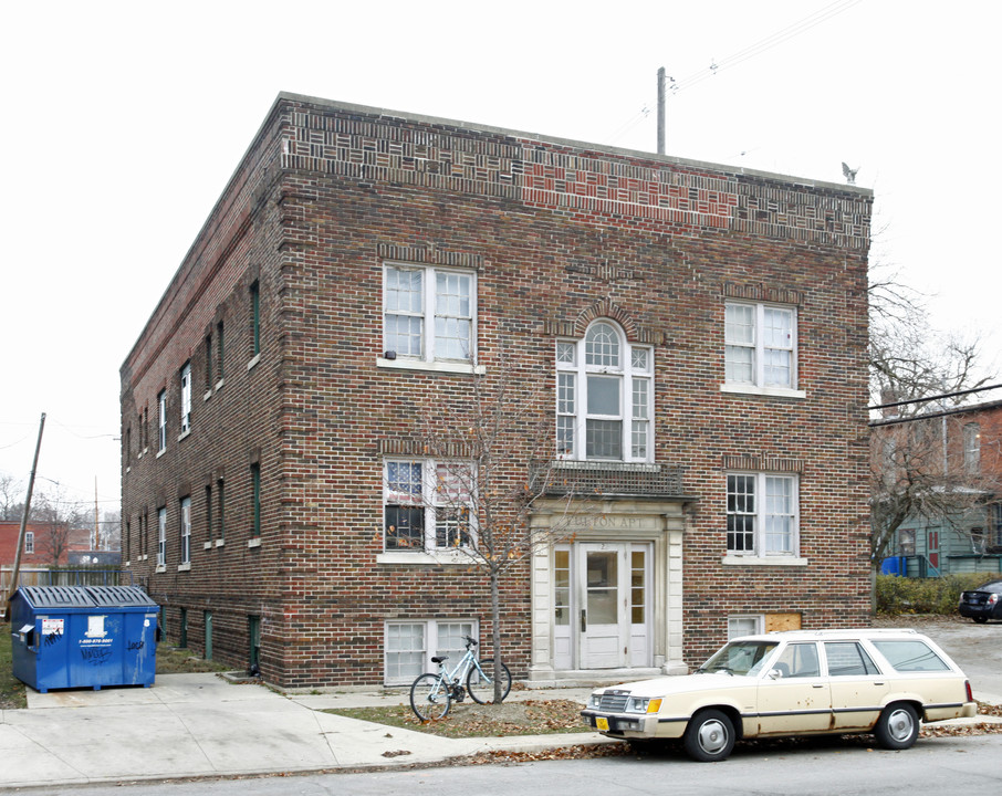 Fulton Manor in Fort Wayne, IN - Foto de edificio