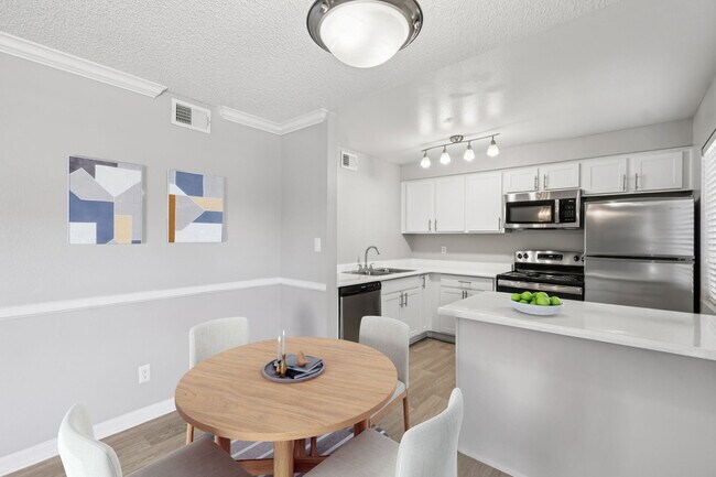 Granite Bay in Phoenix, AZ - Building Photo - Building Photo