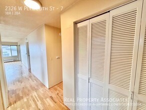 2326 W Plymouth St-Unit -7 in Seattle, WA - Building Photo - Building Photo