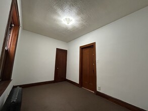 6938 S Campbell Ave in Chicago, IL - Building Photo - Building Photo