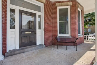 2602 W Grace St in Richmond, VA - Building Photo - Building Photo