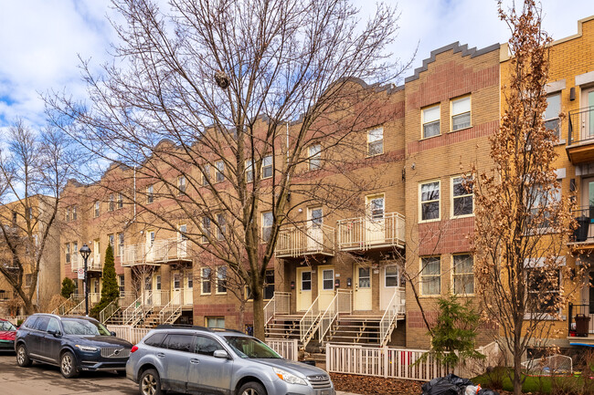 4745-4767 Parthenais St in Montréal, QC - Building Photo - Building Photo