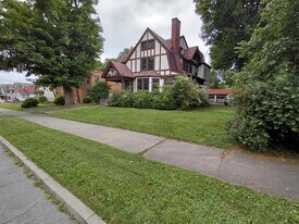 51 Grand Ave, Unit 3rd Floor Studio in Johnson City, NY - Building Photo