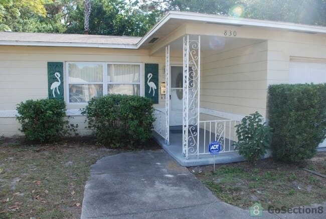 830 65th Ave S in St. Petersburg, FL - Building Photo - Building Photo