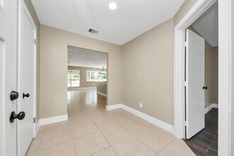 11811 Campos Dr in Houston, TX - Building Photo - Building Photo