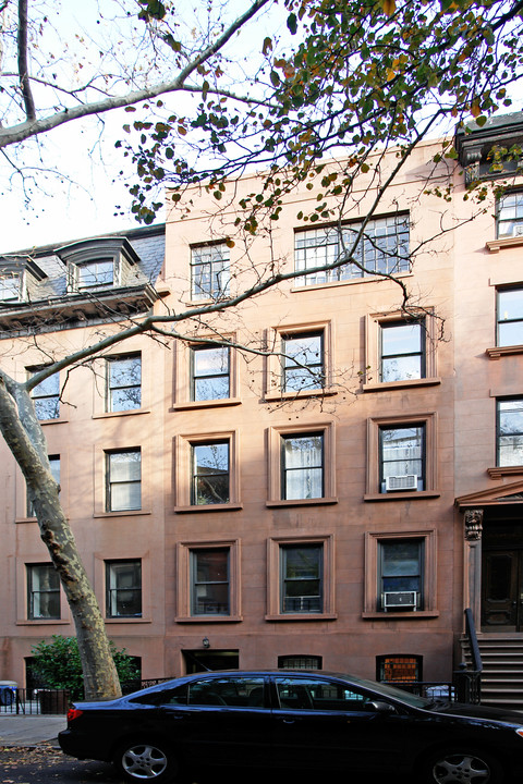 51 Remsen St in Brooklyn, NY - Building Photo