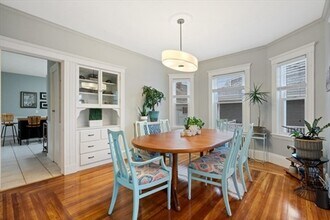 8 Clark St, Unit 2 in Arlington, MA - Building Photo - Building Photo