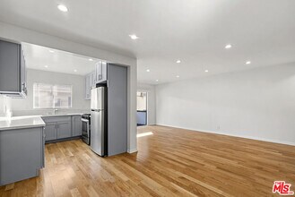 1425 N Harper Ave in West Hollywood, CA - Building Photo - Building Photo