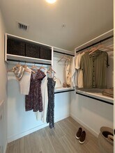 3425 Garden Ave, Unit A30 in Miami Beach, FL - Foto de edificio - Building Photo