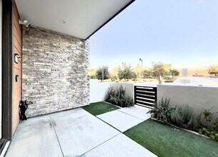 110 Keeper, Unit Irvine in Irvine, CA - Building Photo - Building Photo