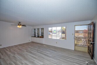 252 W Lowell Dr in Yuma, AZ - Building Photo - Building Photo