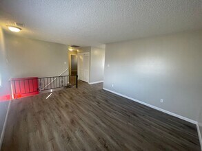 1111 W Arroyo Ave in Pueblo, CO - Foto de edificio - Building Photo