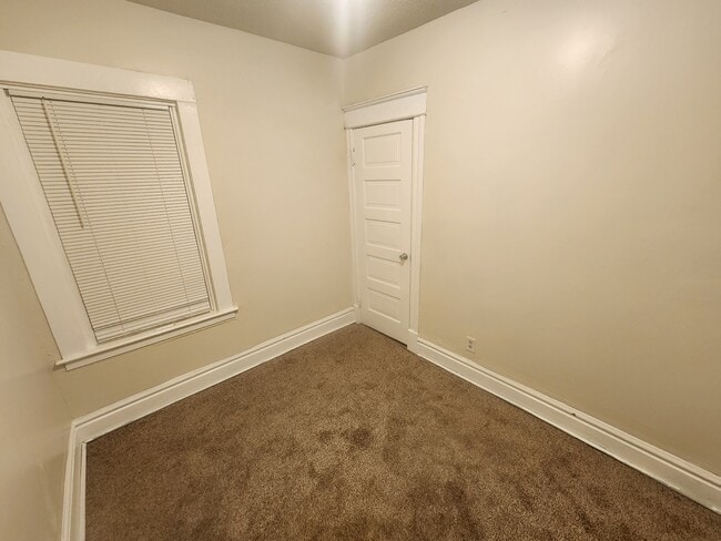 216 Adams St, Unit 1