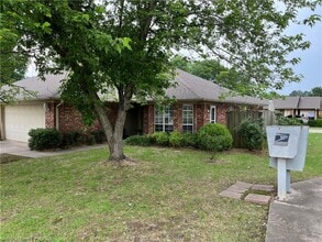 9034 S 28th St in Fort Smith, AR - Building Photo - Building Photo