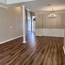 384 Savannah Cir in Calera, AL - Building Photo - Building Photo