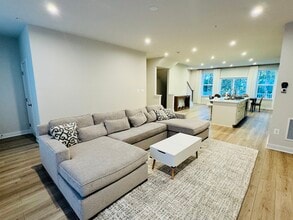 7868 Blackbriar Way in Laurel, MD - Building Photo - Building Photo