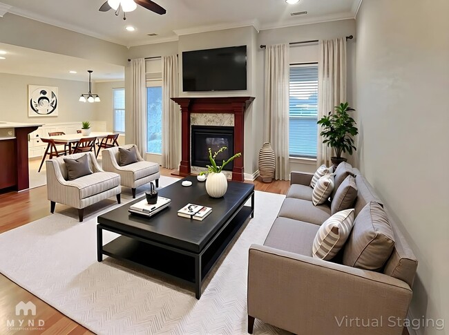 102 NE Larkspur Ln, Unit 335 in Bentonville, AR - Foto de edificio - Building Photo