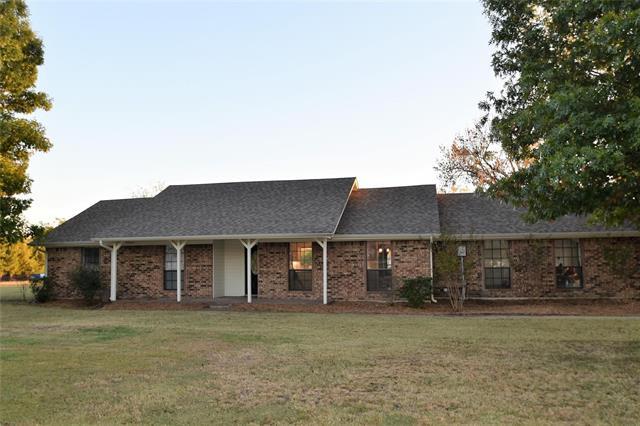 510 Woodcreek Dr in Princeton, TX - Building Photo