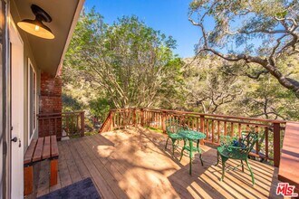 800 N Topanga Canyon Blvd in Topanga, CA - Building Photo - Building Photo