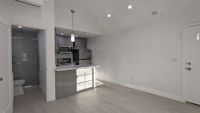 2913 Westhaven Ct in Anaheim, CA - Building Photo - Building Photo