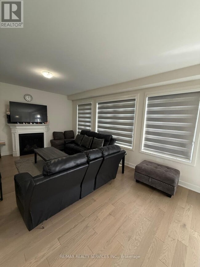 225 Flavelle Wy in Peterborough, ON - Building Photo - Building Photo