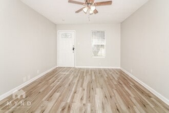 1914 Roslyn St in Corpus Christi, TX - Building Photo - Building Photo