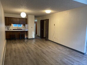 9504 Glacier Hwy in Juneau, AK - Building Photo - Building Photo