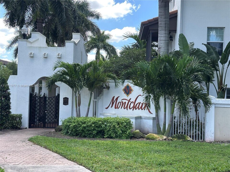 11970 SW 29th St in Miramar, FL - Building Photo