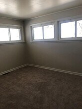 2901 N Pauline Ave, Unit 2905 in Muncie, IN - Building Photo - Building Photo