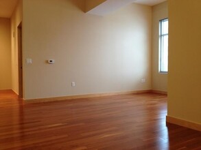 309 Washington W Ave, Unit 7XX in Madison, WI - Foto de edificio - Building Photo