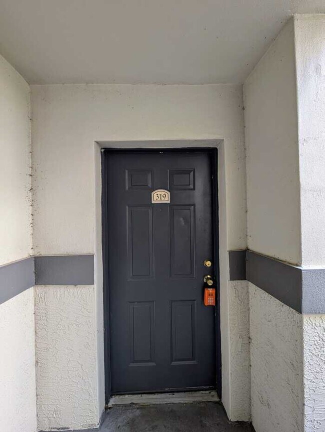 3407 Winkler Ave in Ft. Myers, FL - Building Photo - Building Photo