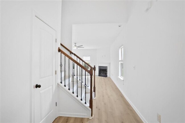 2528 Morgan Chase Dr in Buford, GA - Building Photo - Building Photo