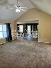 1121 Castle Dr in Gadsden, AL - Building Photo - Building Photo