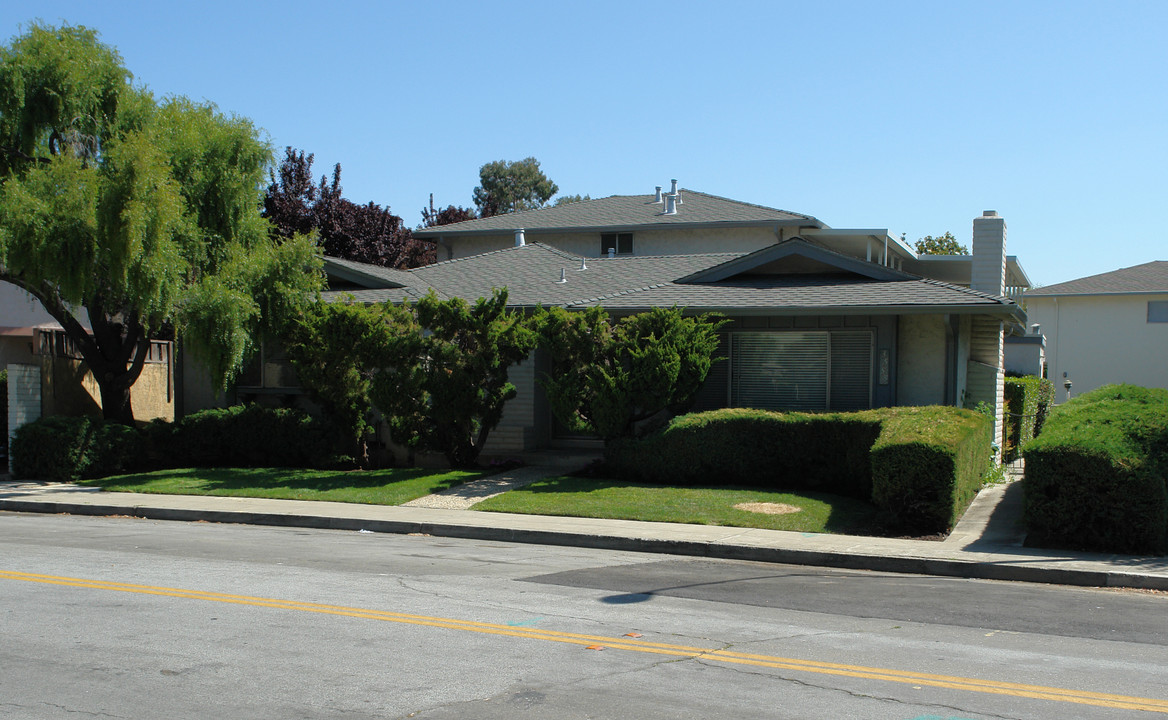 3555 Lehigh Dr in Santa Clara, CA - Building Photo