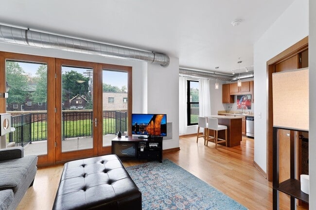 property at 15 E Franklin Ave