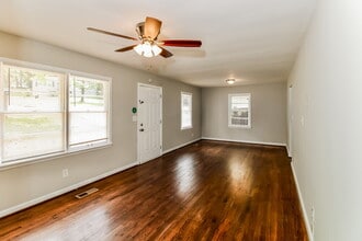 1340 5th Pl NW in Center Point, AL - Building Photo - Building Photo
