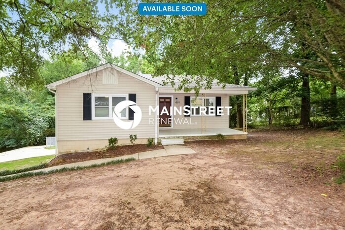 601 Woodland Ct NE in Center Point, AL - Building Photo