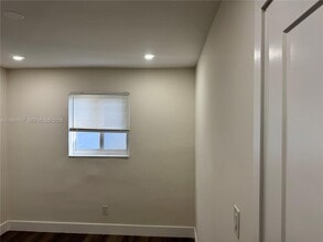 18831 NW 42nd Ct in Miami Gardens, FL - Building Photo - Building Photo