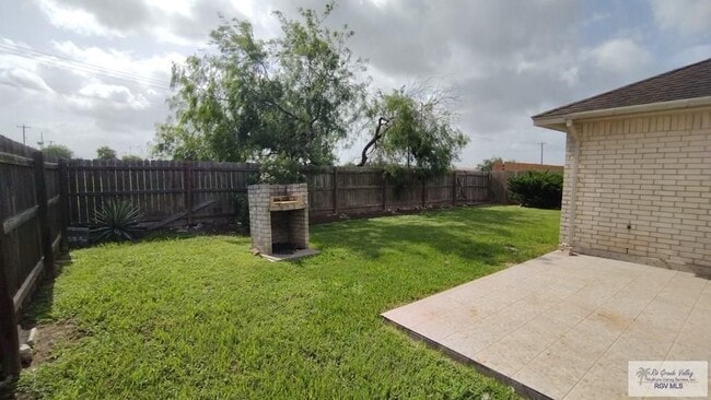 4860 Larkspur Dr in Brownsville, TX - Building Photo - Building Photo