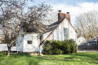 4058 N Illinois St in Indianapolis, IN - Building Photo - Building Photo