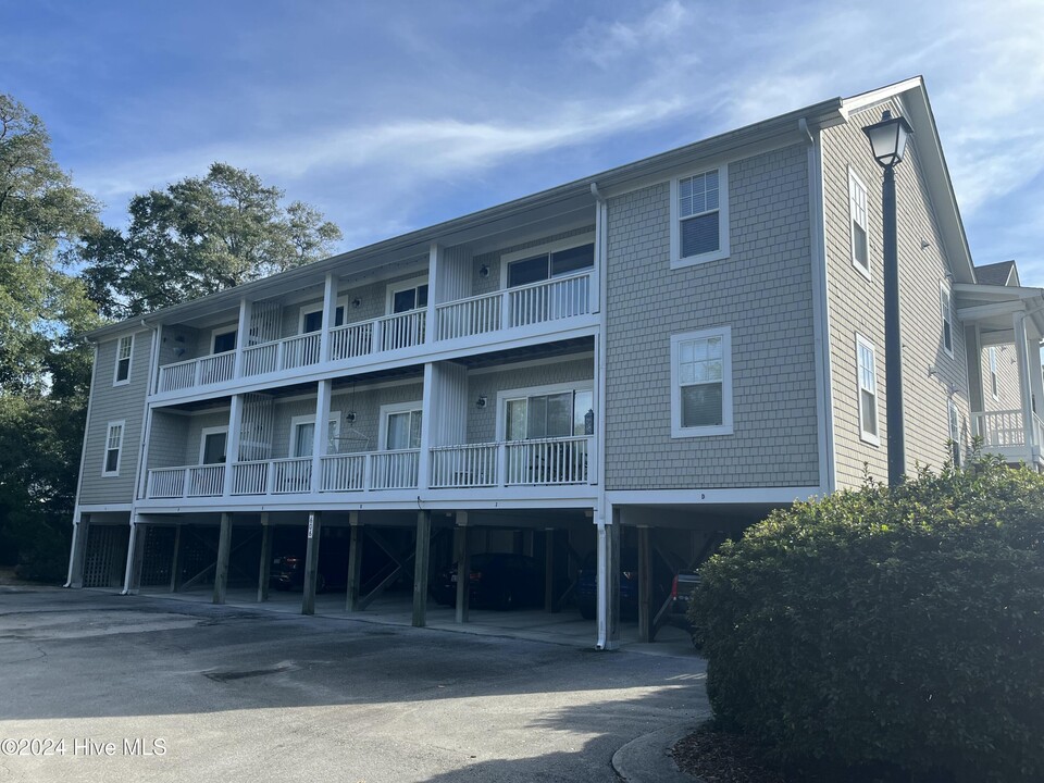 606 W Brown St in Southport, NC - Building Photo