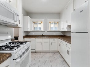 736 Olive Ave in Long Beach, CA - Foto de edificio - Building Photo