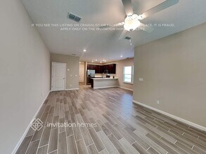 381 Cherry Ridge Dr in Orange Park, FL - Foto de edificio - Building Photo