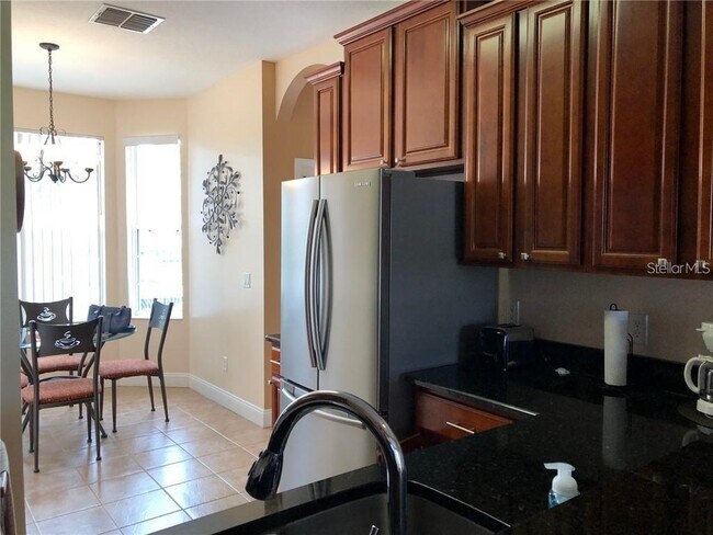 1211 S Beach Cir in Kissimmee, FL - Building Photo - Building Photo