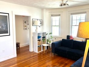 52 Ralph St in Watertown, MA - Building Photo - Building Photo