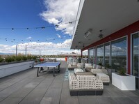 Building Photo - 1000 S. Broadway Apartamentos in Denver, Colorado