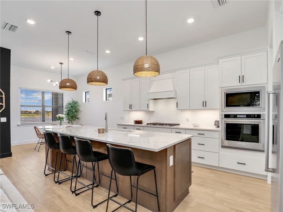 20203 Napa Loop in Estero, FL - Building Photo