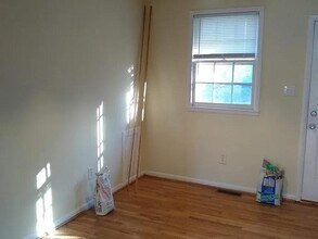 852 Hadley Rd in Raleigh, NC - Building Photo - Building Photo